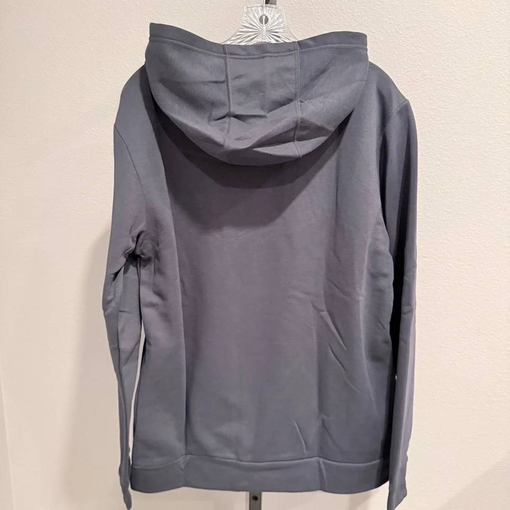 NWT Adidas men’s size medium gray hoodie with pockets.